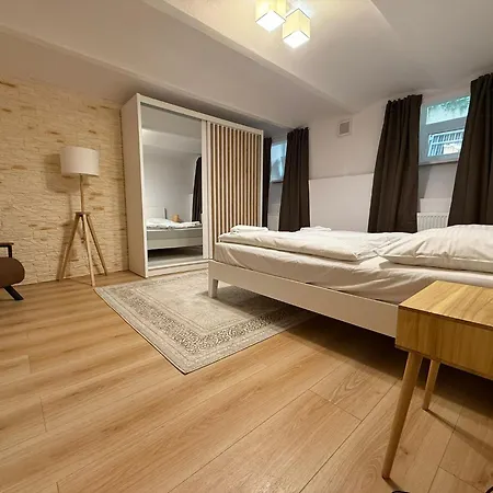 Bunker In The Old Town Apartman *