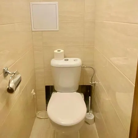 Apartment Bunker In The Old Town *